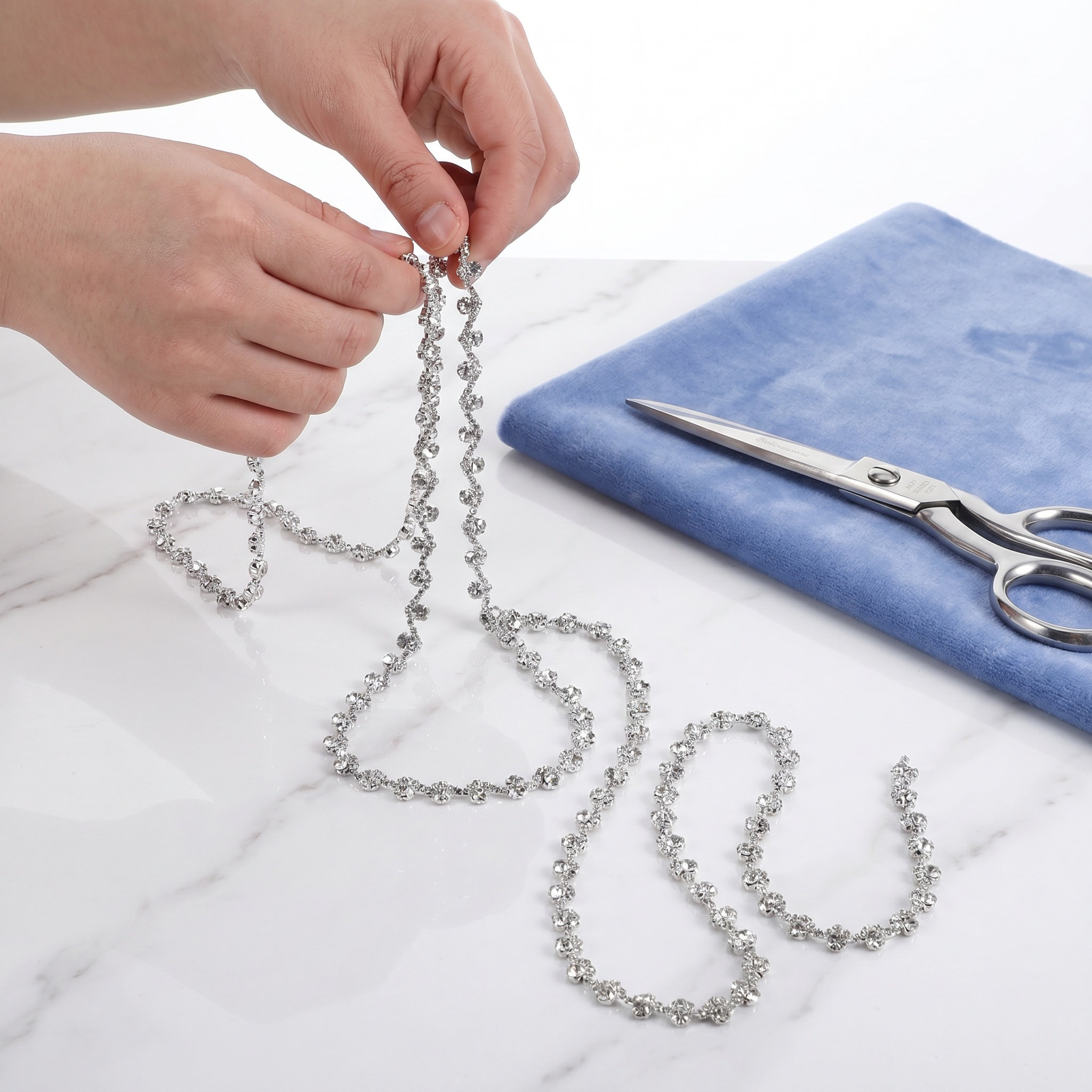 Fita de Strass para Costura, R - Sew On Rhinestone avaliação e preço
